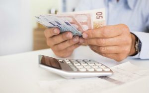 paskola gyvenantiems užsienyje