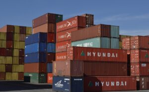 Logistikos paslaugos mažoms ir vidutinėms įmonėms: kaip optimizuoti tiekimo grandinę?